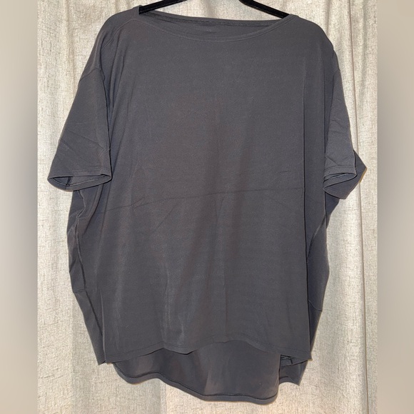 lululemon athletica Tops - Lululemon Back in Action Short Sleeve